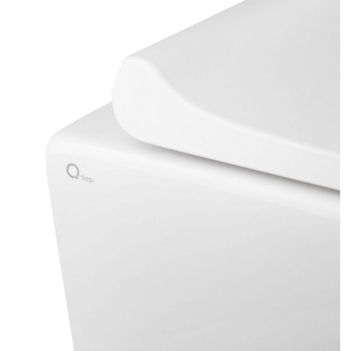 Унитаз подвесной Qtap Tern безобедочный с сиденьем Soft-close QT1733052ERW