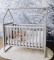 Дитяче ліжечко  Angelo "Будиночок" в біло-сірому кольорі.