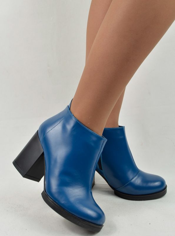 Зручні ботильйони Blue